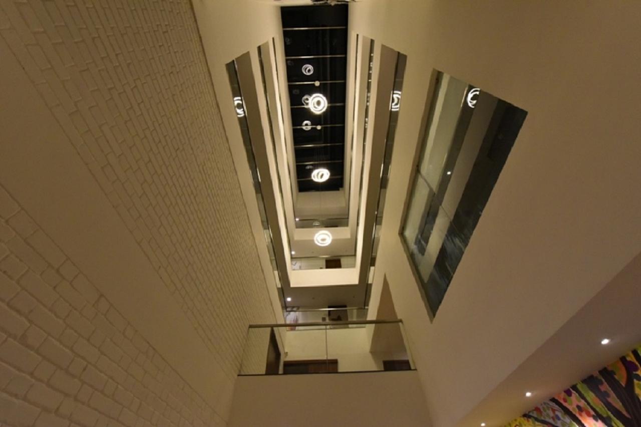 Vivid A Boutique Hotel Tiruchirappalli Экстерьер фото
