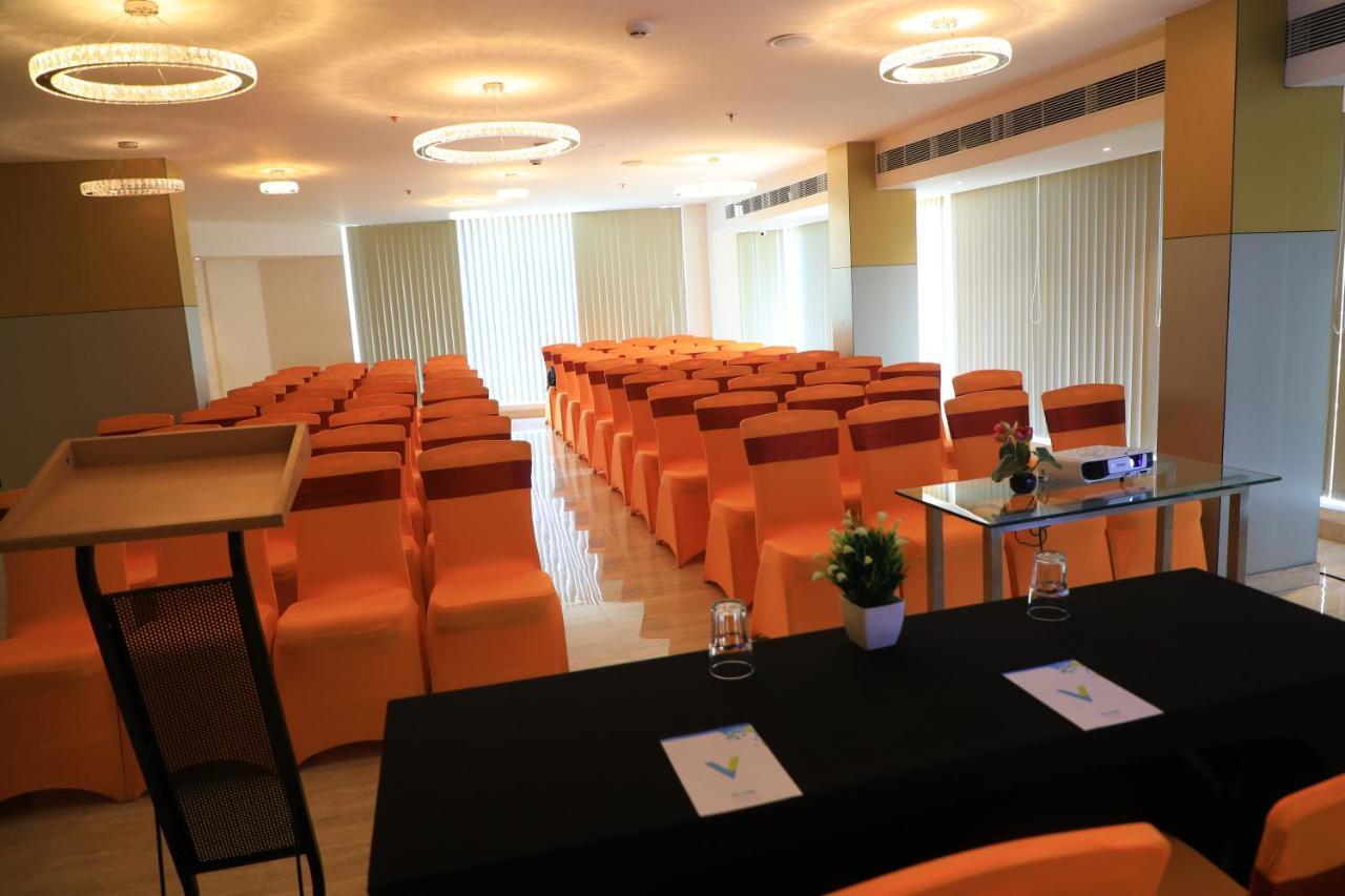 Vivid A Boutique Hotel Tiruchirappalli Экстерьер фото